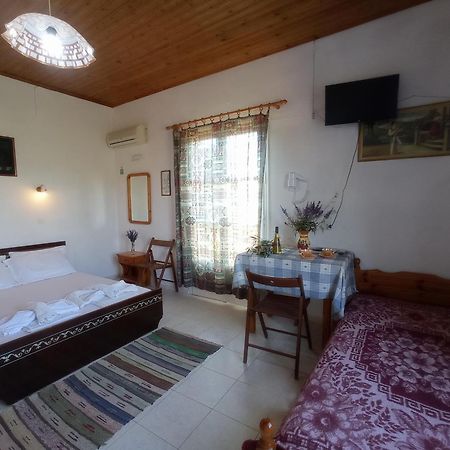Diamanti Molivos Studios & Apartments Mithimna Ngoại thất bức ảnh